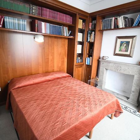 Hotel Domo Peonia Bianca à Nuoro  Extérieur photo